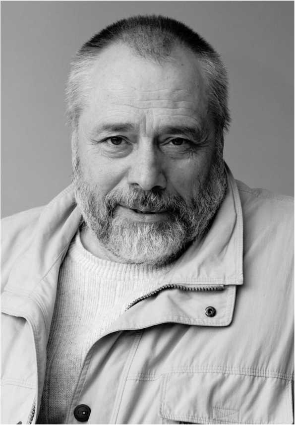 Иллюстрация к книге — Крепость [i_001.jpg]