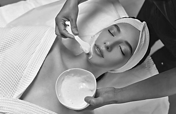 Иллюстрация к книге — История маски. От египетских фараонов до венецианского карнавала [i_023.jpg]