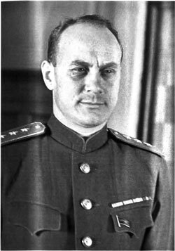 Иллюстрация к книге — Внешняя разведка СССР – России. 1946–2020 годы. История, структура и кадры [i_030.jpg]