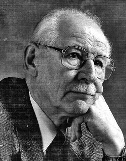 Иллюстрация к книге — Внешняя разведка СССР – России. 1946–2020 годы. История, структура и кадры [i_154.jpg]