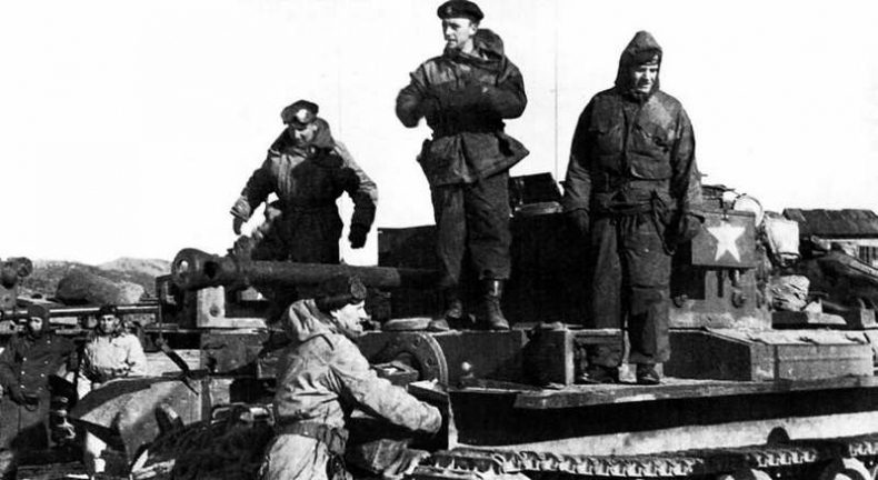 Иллюстрация к книге — Крейсерский танк Mk.VIII «Кромвель». На острие королевского меча [i_126.jpg]