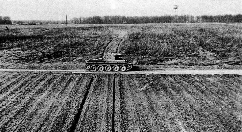 Иллюстрация к книге — Крейсерский танк Mk.VIII «Кромвель». На острие королевского меча [i_141.jpg]