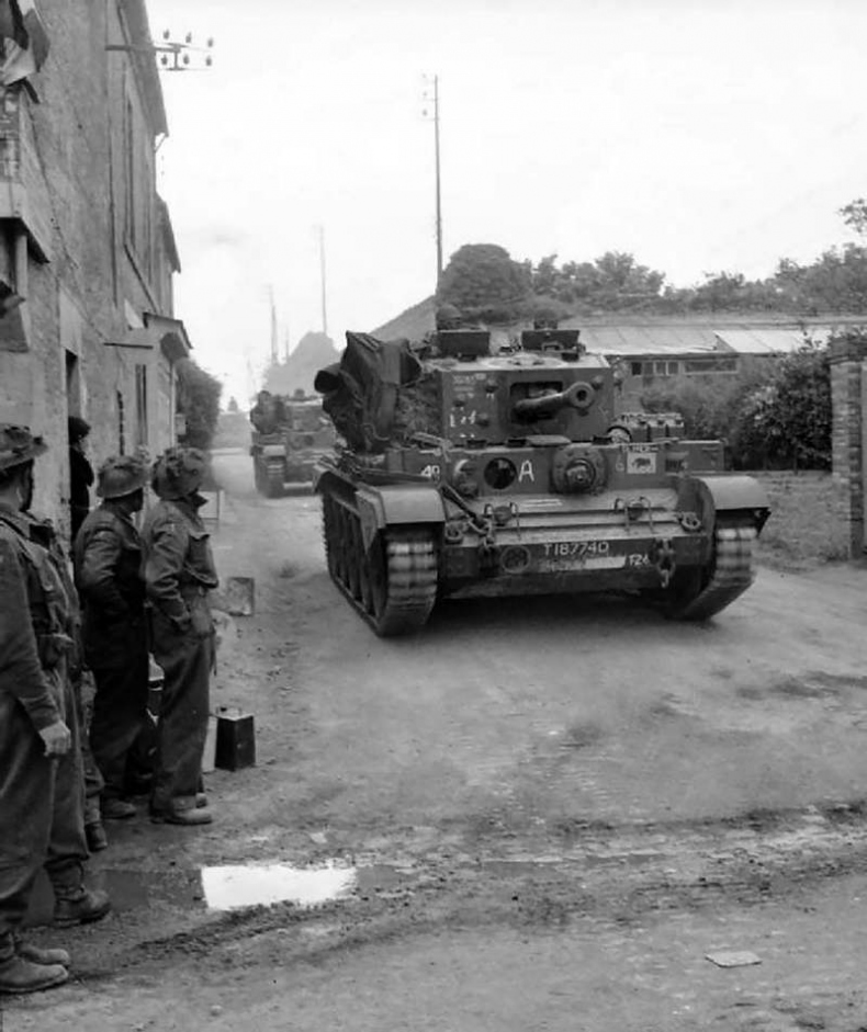 Иллюстрация к книге — Крейсерский танк Mk.VIII «Кромвель». На острие королевского меча [i_148.jpg]