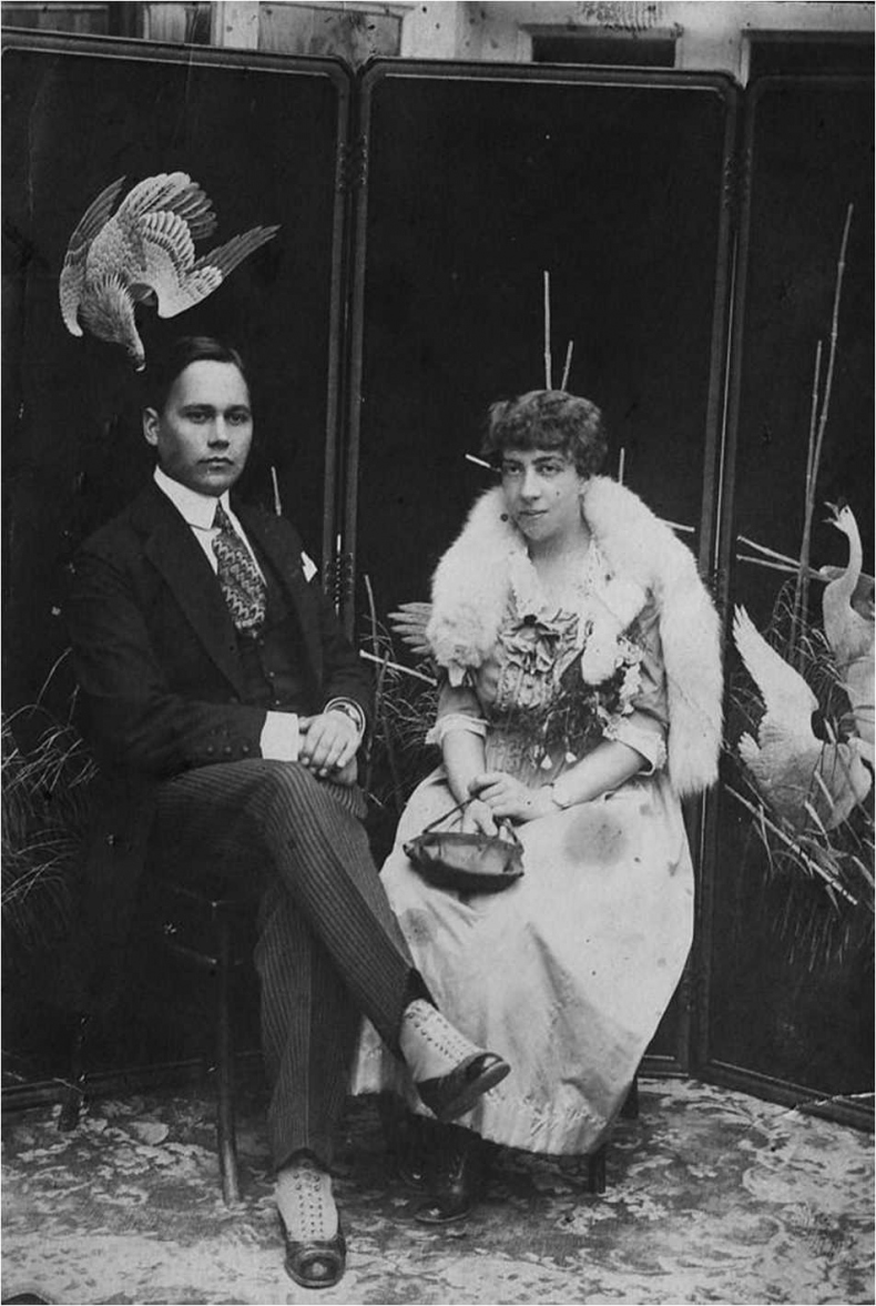 Иллюстрация к книге — Девятый круг. Одиссея диссидента в психиатрическом ГУЛАГе [i_001.jpg]