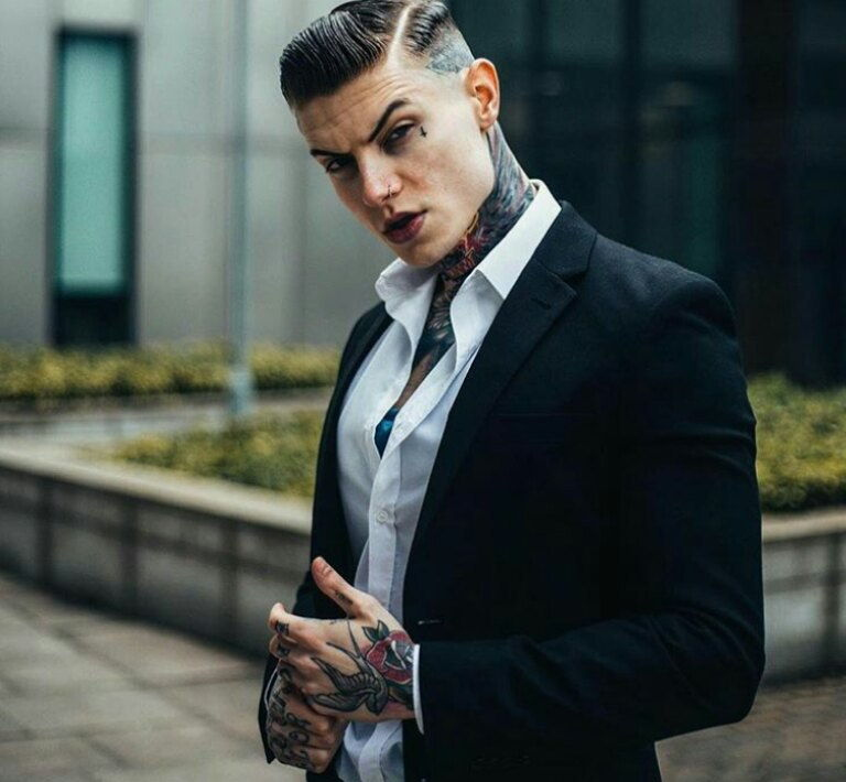 Иллюстрация к книге — Место рядом со мной [_019.jpg]