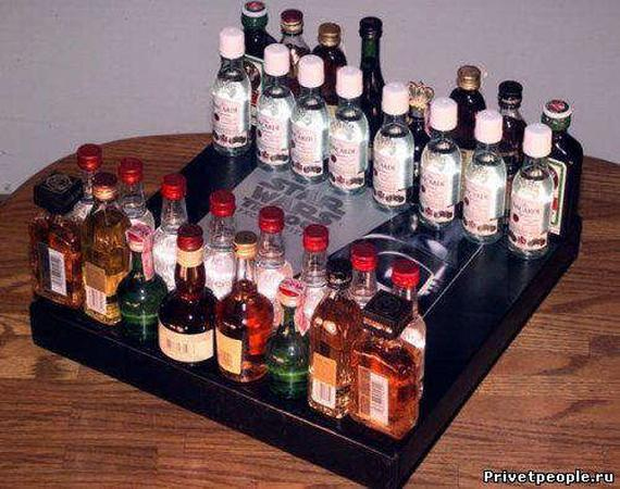 Иллюстрация к книге — Мяч круглый, поле скользкое [i_007.jpg]