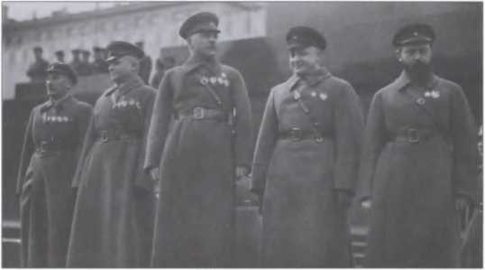 Иллюстрация к книге — Сталинские маршалы в жерновах политики [i_016.jpg]