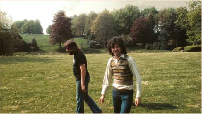 Иллюстрация к книге — Свет и Тень. Разговоры с Джимми Пейджем [i_036.jpg]