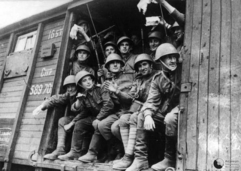 Иллюстрация к книге — Письма с фронта. «Я видел страшный лик войны». Сборник [i_012.jpg]