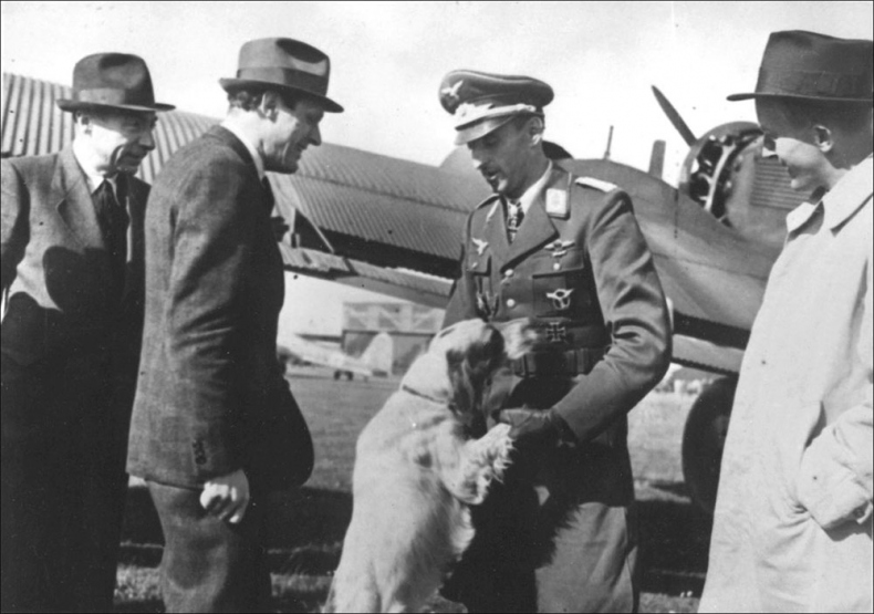 Иллюстрация к книге — Асы немецкой авиации [i_040.jpg]