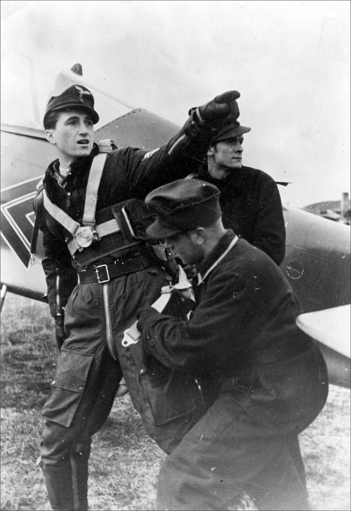 Иллюстрация к книге — Асы немецкой авиации [i_044.jpg]