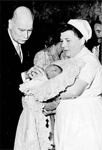 Иллюстрация к книге — Гитлер и Габсбурги. Месть фюрера правящему дому Австрии [i_021.jpg]