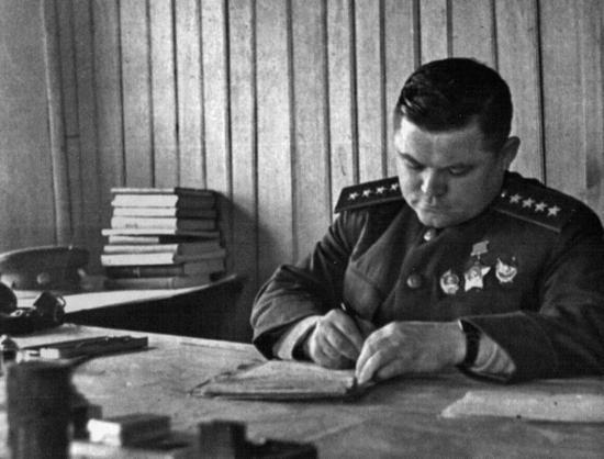 Иллюстрация к книге — Ватутин [_49.jpg]