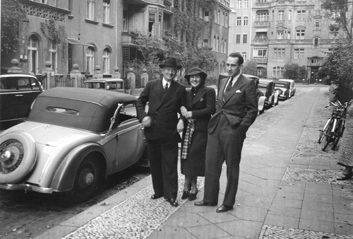 Иллюстрация к книге — Другая Россия. Исследования по истории русской эмиграции [i_027.jpg]