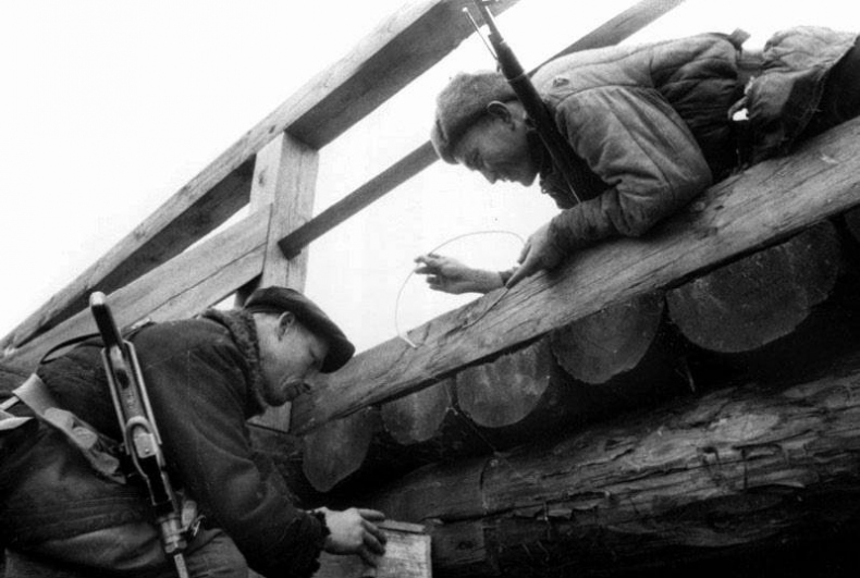 Иллюстрация к книге — Фронт за линией фронта. Партизанская война 1939–1945 гг. [i_020.jpg]