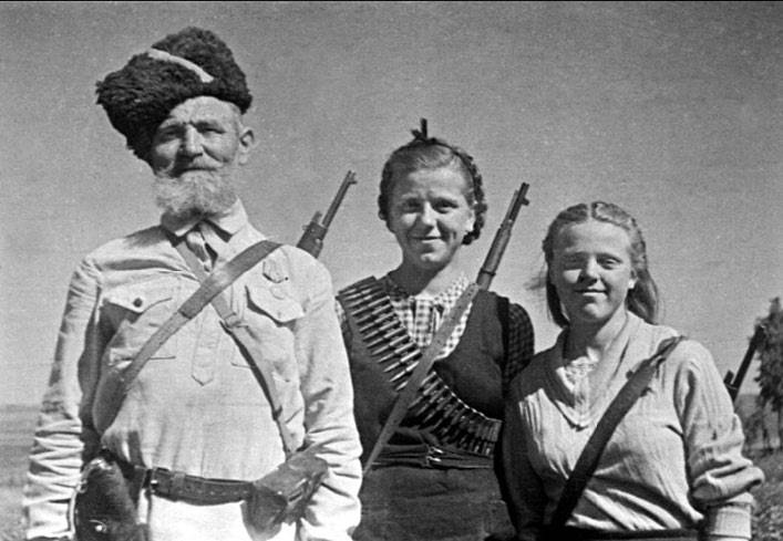 Иллюстрация к книге — Фронт за линией фронта. Партизанская война 1939–1945 гг. [i_025.jpg]