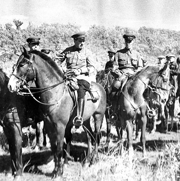 Иллюстрация к книге — Забытый полководец. Генерал армии Попов [i_009.jpg]