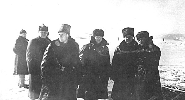 Иллюстрация к книге — Забытый полководец. Генерал армии Попов [i_010.jpg]