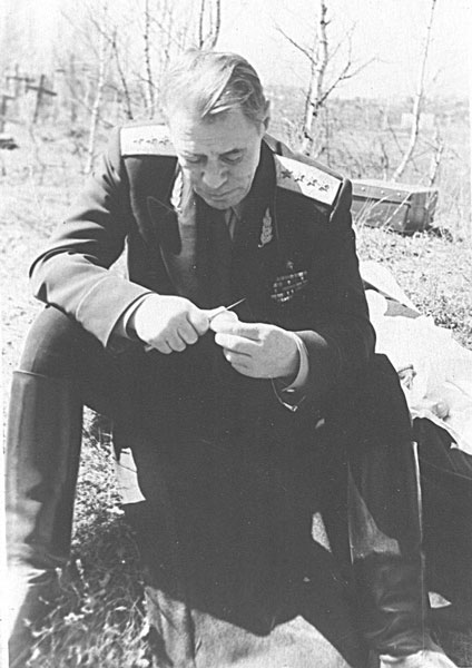 Иллюстрация к книге — Забытый полководец. Генерал армии Попов [i_029.jpg]