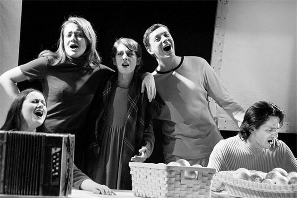 Иллюстрация к книге — Счастливый билет. Моя настоящая жизнь. Том 2 [i_041.jpg]