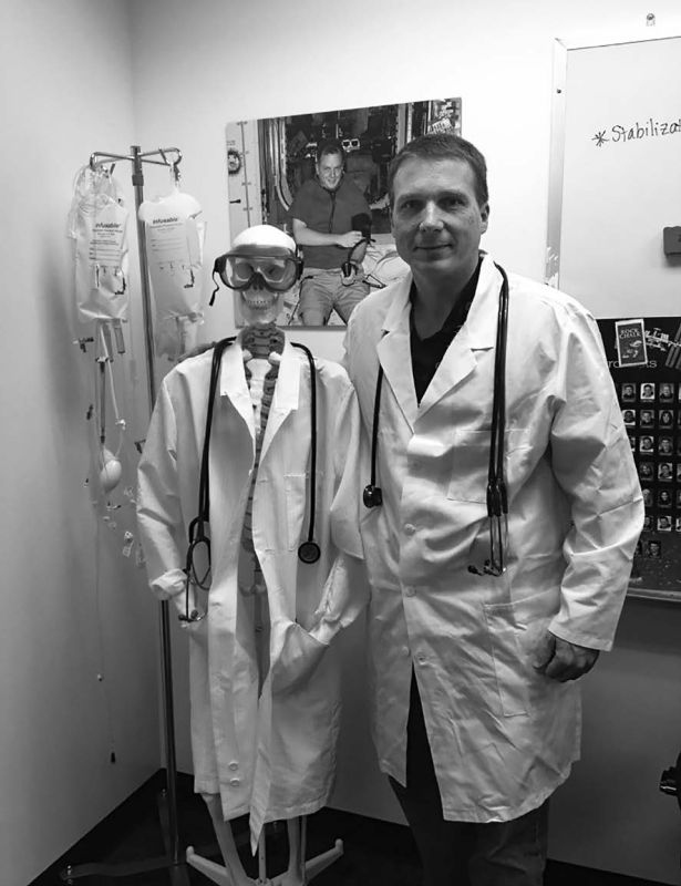 Иллюстрация к книге — Как стать астронавтом? Все, что вам следует знать, прежде чем вы покинете Землю [i_007.jpg]