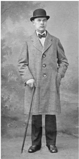 Иллюстрация к книге — Далёкие милые были [i_005.jpg]