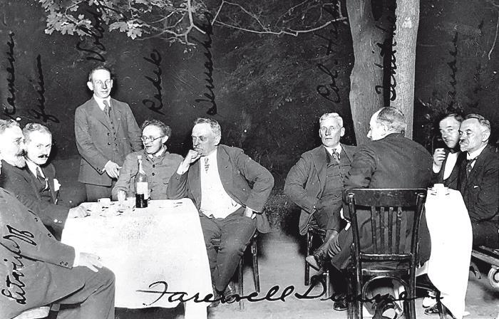 Иллюстрация к книге — Российская миссия. Забытая история о том, как Америка спасла Советский Союз от гибели [i_054.jpg]