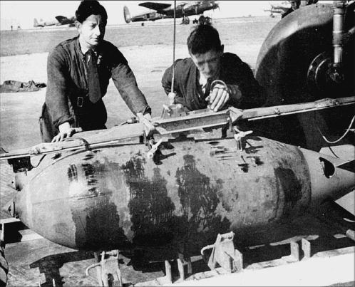 Иллюстрация к книге — Германия под бомбами союзников. 1939–1945 гг. [i_037.jpg]