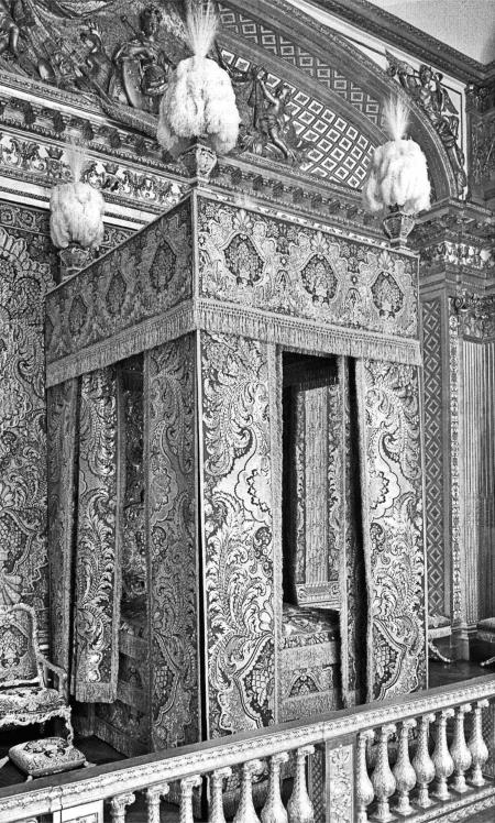 Иллюстрация к книге — Тайны Французской империи [i_035.jpg]