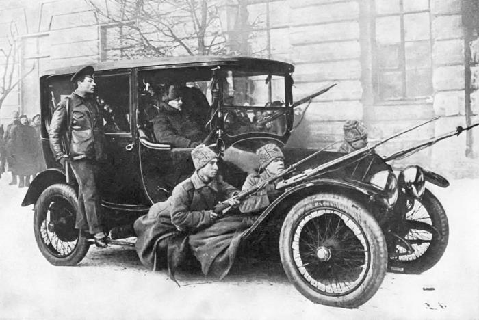 Иллюстрация к книге — Тайны Французской империи [i_096.jpg]