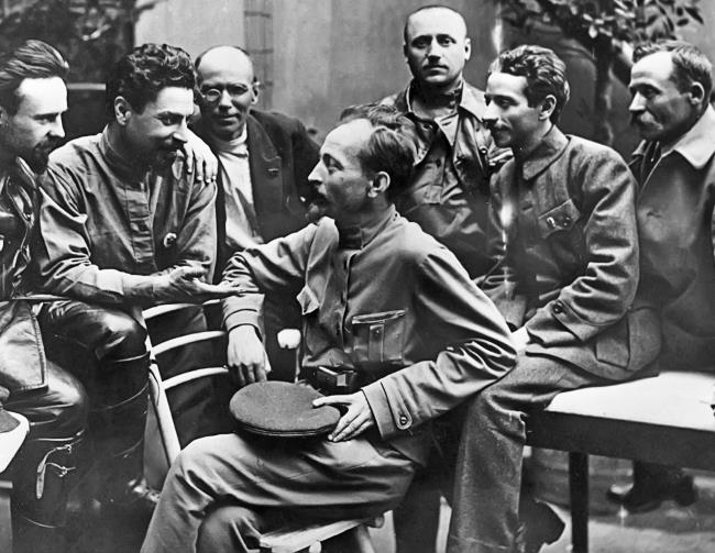 Иллюстрация к книге — Тайны Французской империи [i_099.jpg]