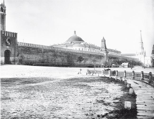 Иллюстрация к книге — Две Москвы: Метафизика столицы [i_007.jpg]