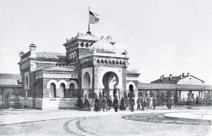 Иллюстрация к книге — Две Москвы: Метафизика столицы [i_070.jpg]