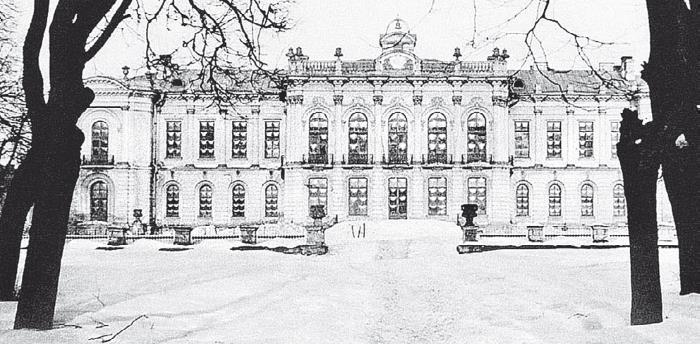 Иллюстрация к книге — Две Москвы: Метафизика столицы [i_294.jpg]