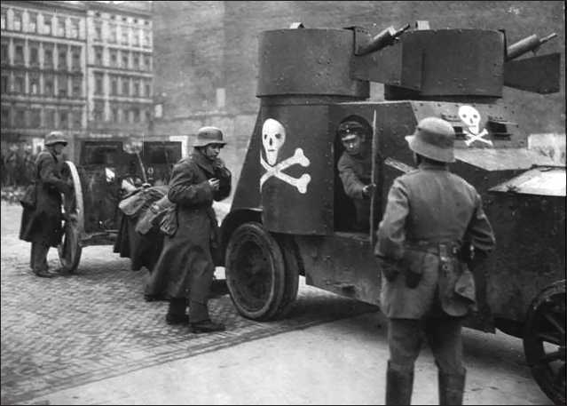 Иллюстрация к книге — Белая гвардия Фридриха Эберта [i_006.jpg]