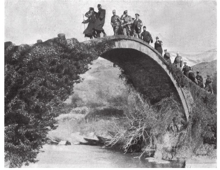 Иллюстрация к книге — Три дочери Льва Толстого [i_100.jpg]