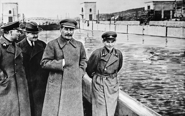 Иллюстрация к книге — Свет и мрак Иосифа Сталина. Психологический портрет [_10.jpg]