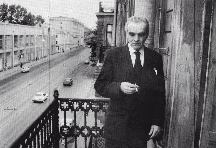 Иллюстрация к книге — Разгадка кода майя: как ученые расшифровали письменность древней цивилизации [i_135.jpg]