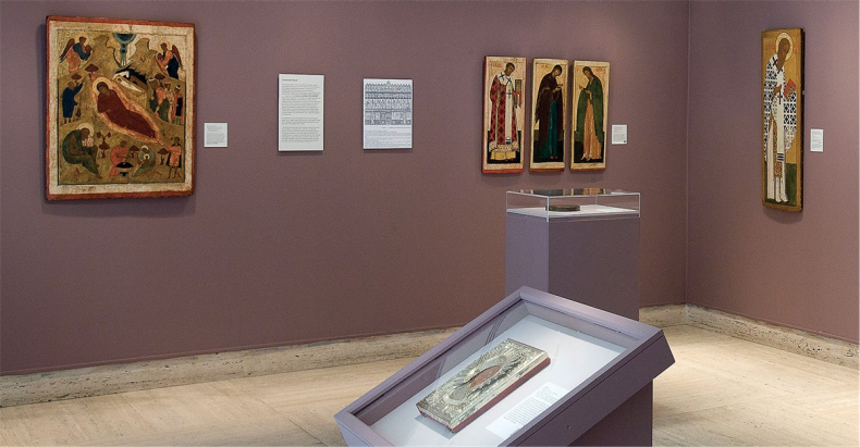 Иллюстрация к книге — Небесная голубизна ангельских одежд [i_108.jpg]