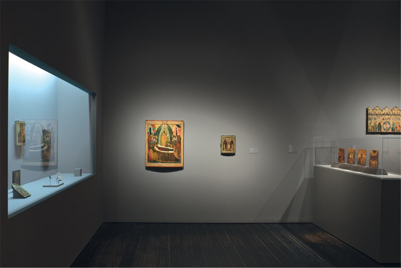 Иллюстрация к книге — Небесная голубизна ангельских одежд [i_111.jpg]