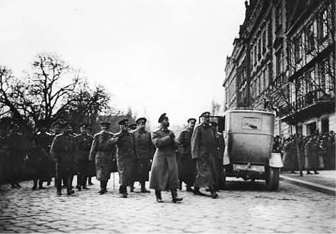 Иллюстрация к книге — Львов под русской властью. 1914–1915 [i_170.jpg]