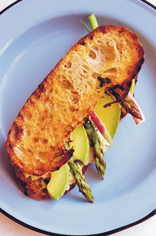 Иллюстрация к книге — Eat. Большая книга быстрых и несложных рецептов [i_012.jpg]