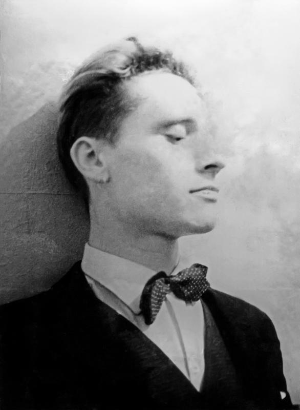 Иллюстрация к книге — Георгий Гурьянов: «Я и есть искусство» [img_11.jpg]