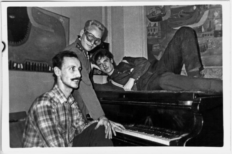 Иллюстрация к книге — Георгий Гурьянов: «Я и есть искусство» [img_14.jpg]