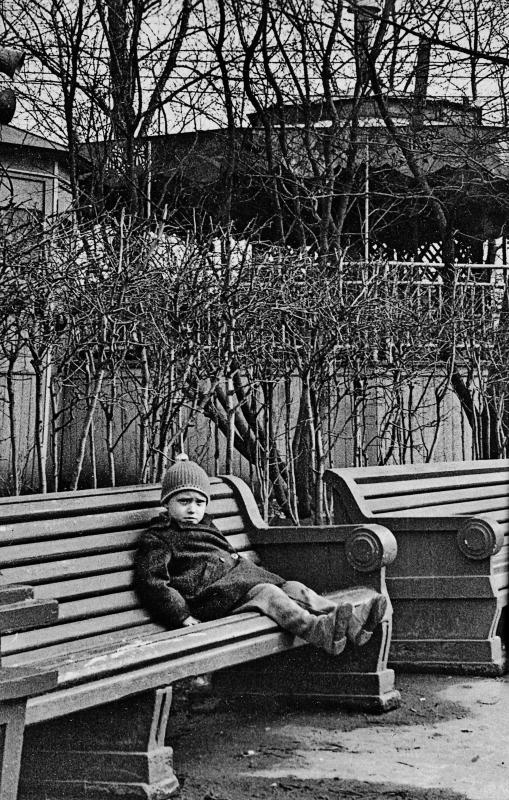 Иллюстрация к книге — Георгий Гурьянов: «Я и есть искусство» [img_3.jpg]