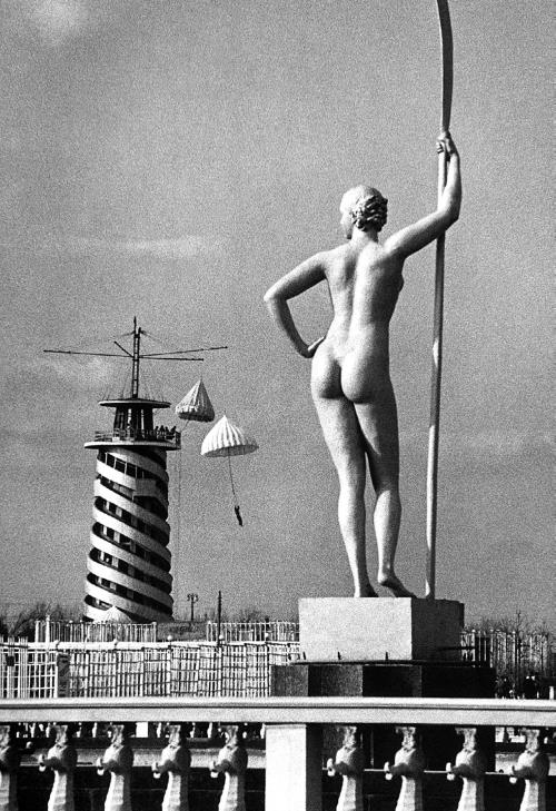 Иллюстрация к книге — Парижские мальчики в сталинской Москве [i_027.jpg]