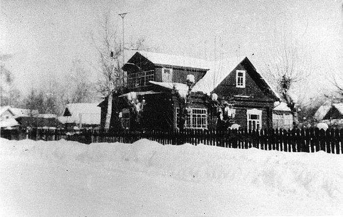 Иллюстрация к книге — Парижские мальчики в сталинской Москве [i_036.jpg]