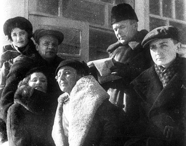 Иллюстрация к книге — Парижские мальчики в сталинской Москве [i_037.jpg]