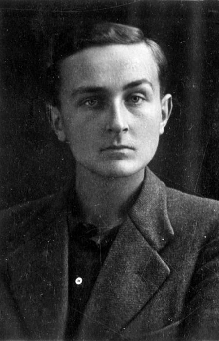 Иллюстрация к книге — Парижские мальчики в сталинской Москве [i_048.jpg]