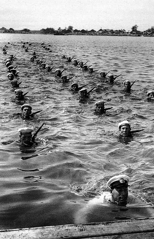 Иллюстрация к книге — Парижские мальчики в сталинской Москве [i_057.jpg]